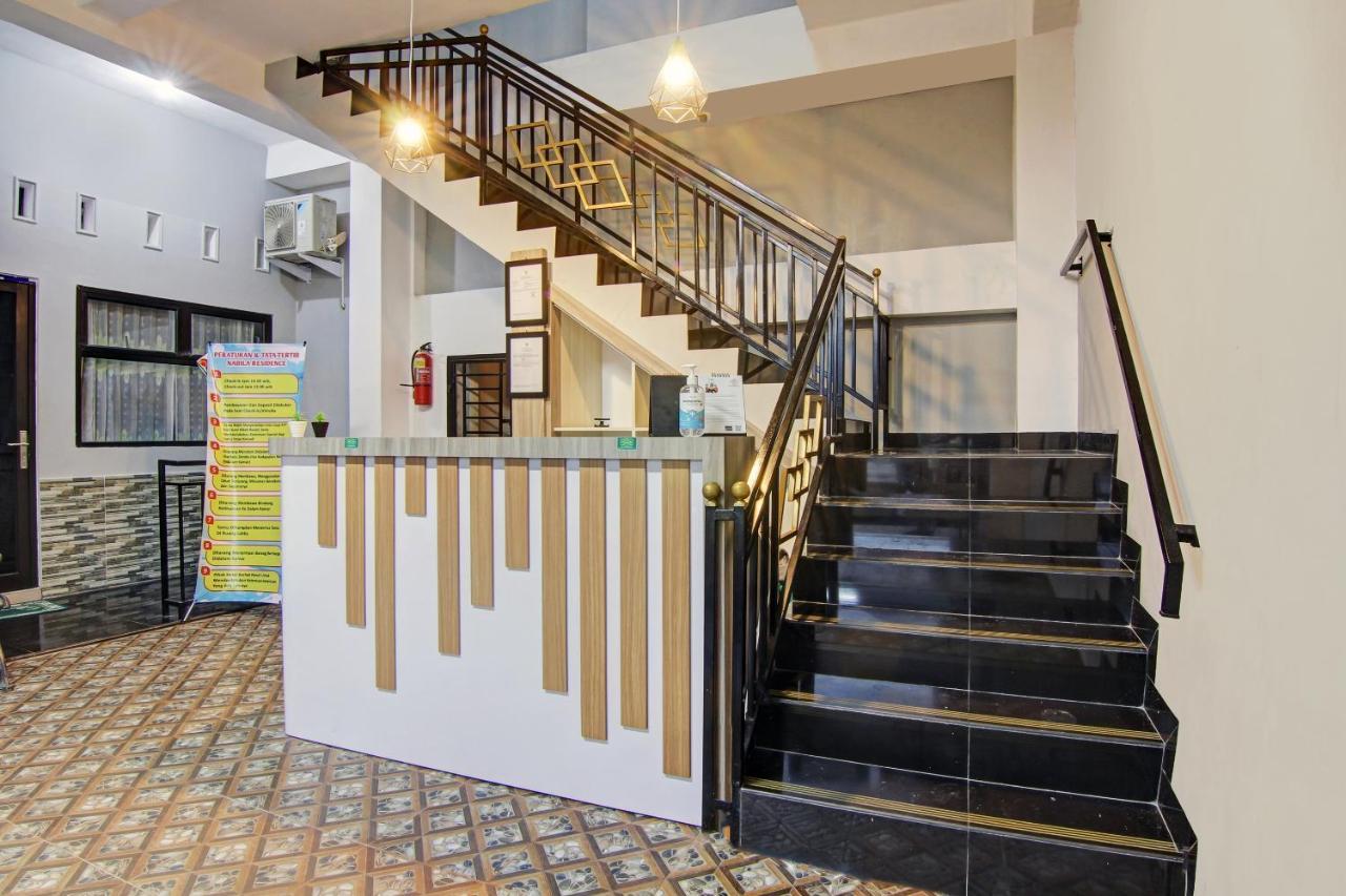 Oyo 90704 Nabila Residence Syariah Padang  Exterior foto