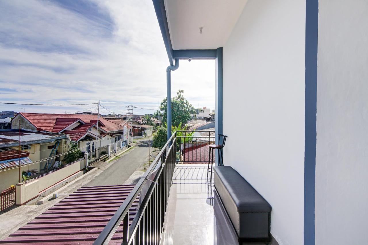 Oyo 90704 Nabila Residence Syariah Padang  Exterior foto